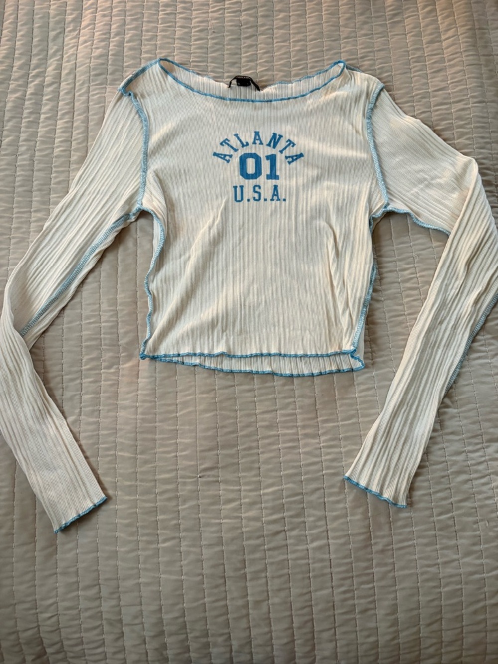 Forever 21 White Ribbed Long-Sleeve Crop Top with Blue Trim